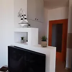Kos Zamet