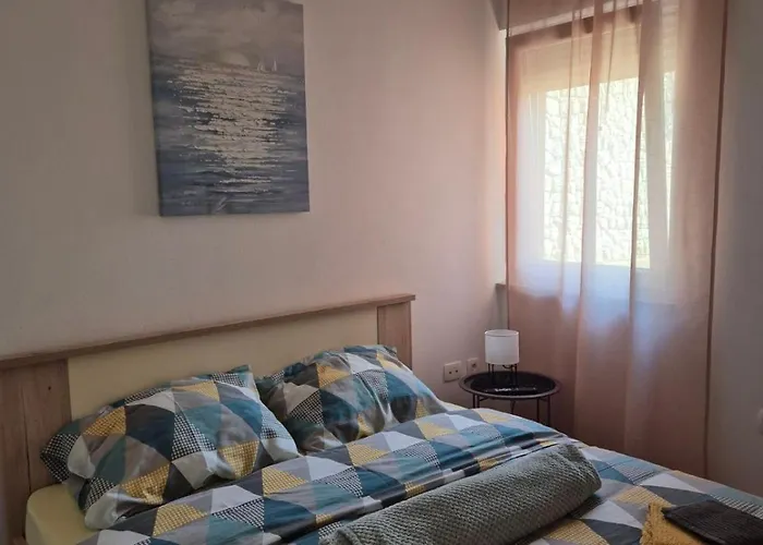 Kos Apartman